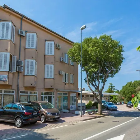 Lovor Lägenhet Novi Vinodolski
